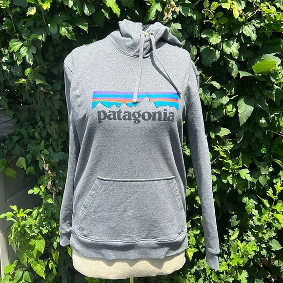 Patagonia Uprisal Hoodie Size Medium | Gray Logo Pullover🌸 - Picture 1 of 6